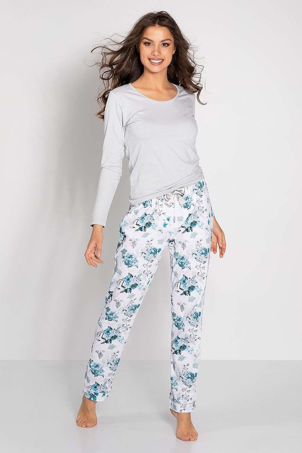 blue pyjama for women, beautiful & charming, momenti per me fashion