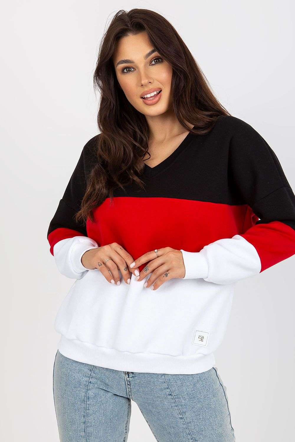 black sweatshirt for women, effortless & stretchy, relevance fashion