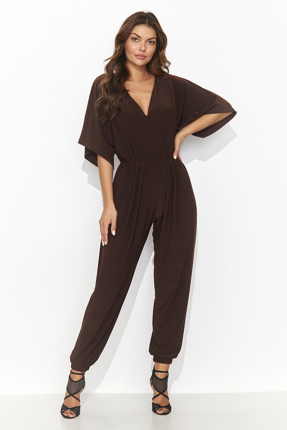 brown suit for women, polished & glamorous, numinou fashion