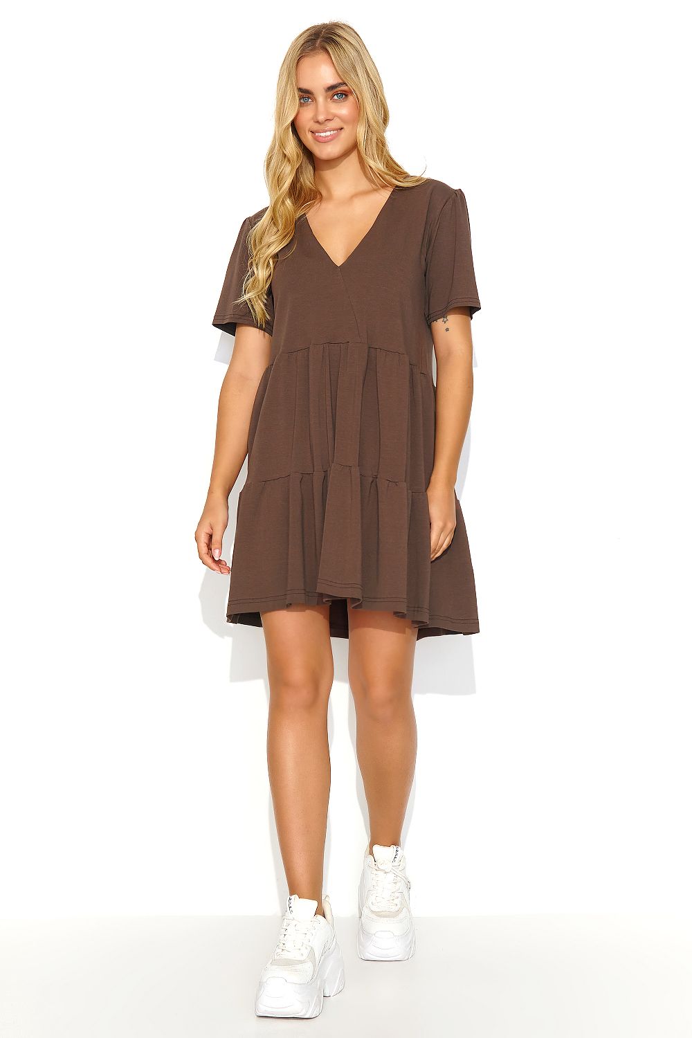 beige daydress  for women , relaxed & simple, makadamia fashion
