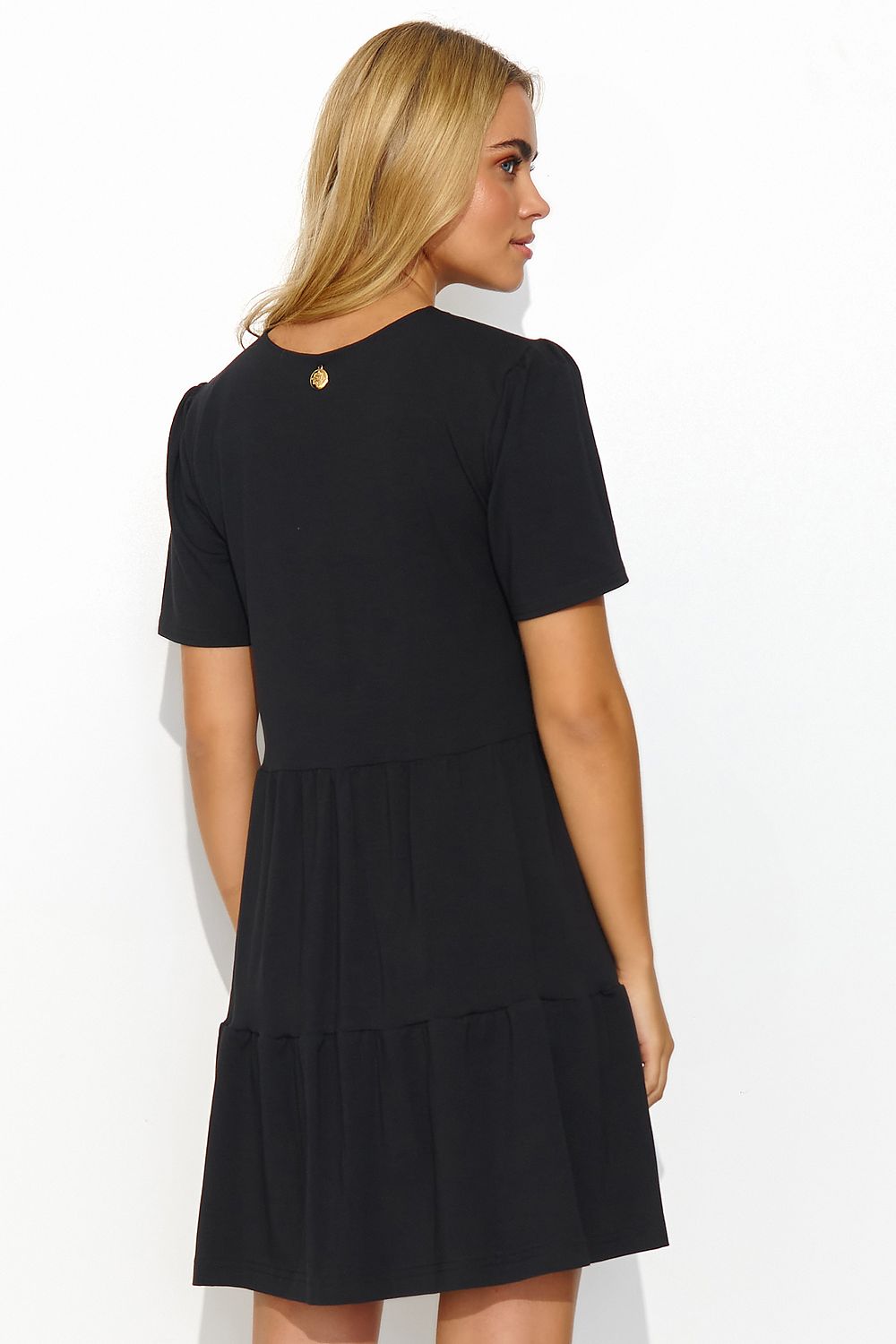 beige daydress  for women , relaxed & simple, makadamia fashion