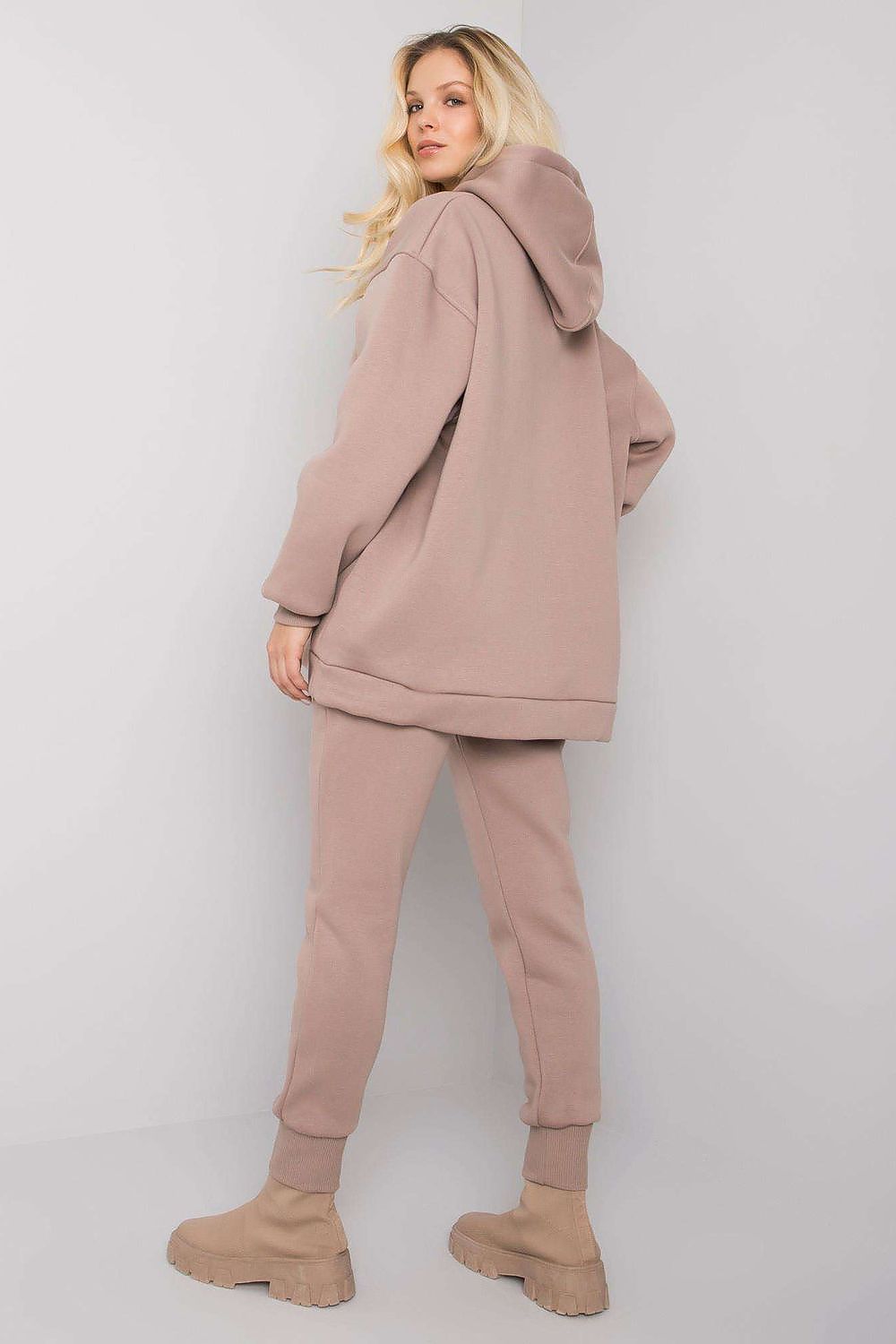 beige set for women, beautiful & edgy, bfg fashion