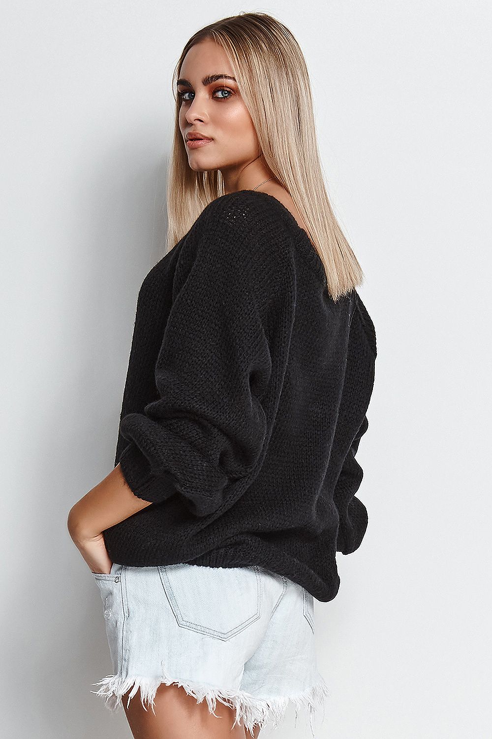 beige jumper for women, contemporary & sexy, makadamia fashion