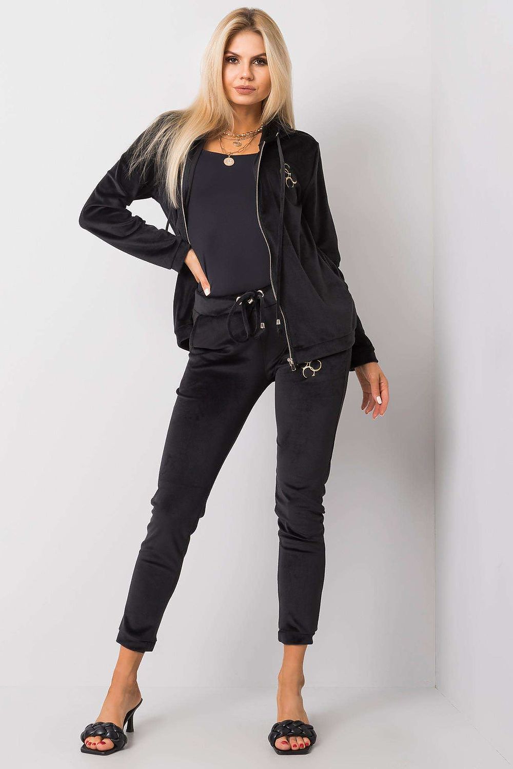 black set for women, sleek & lightweight, relevance fashion