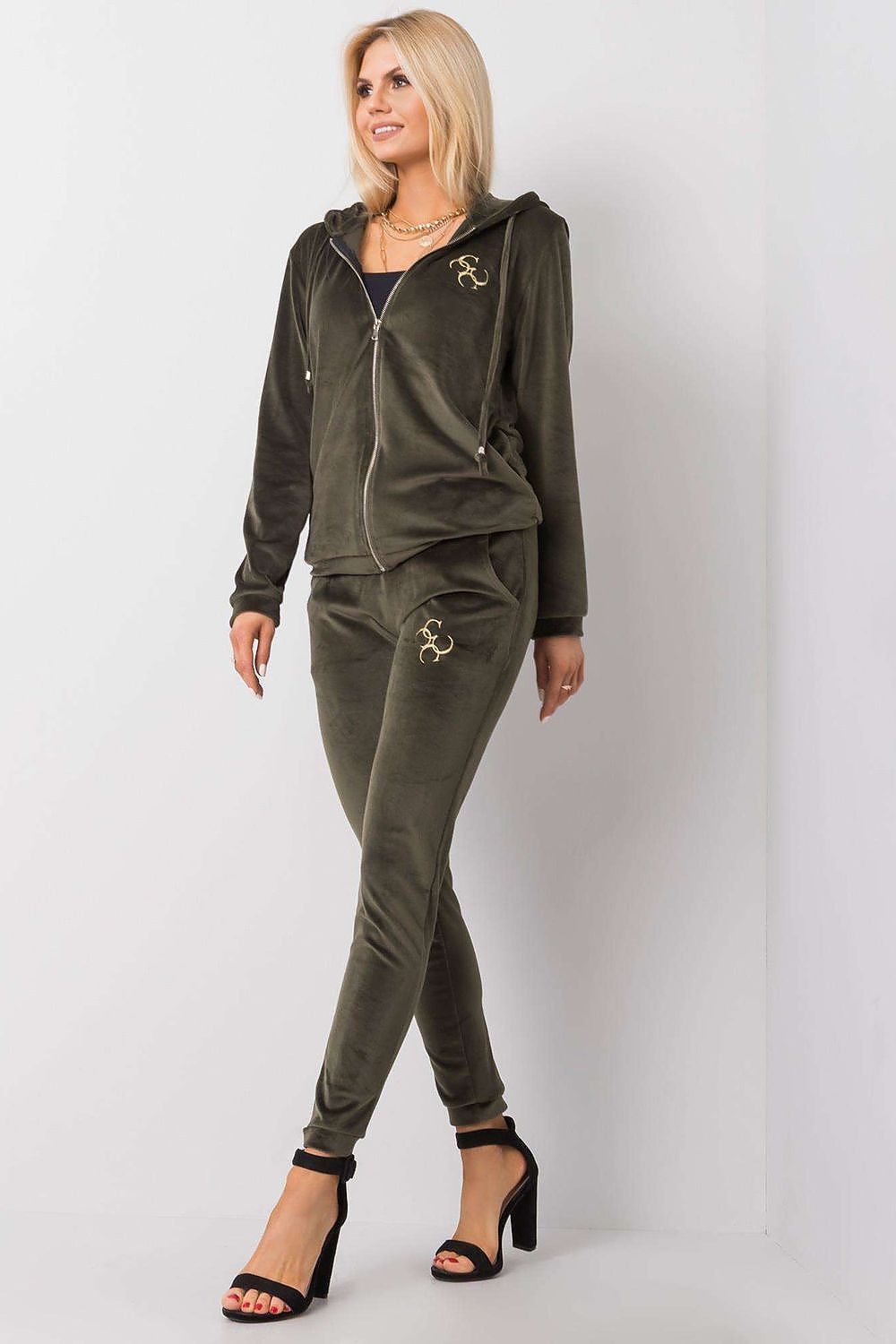 black set for women, sleek & lightweight, relevance fashion