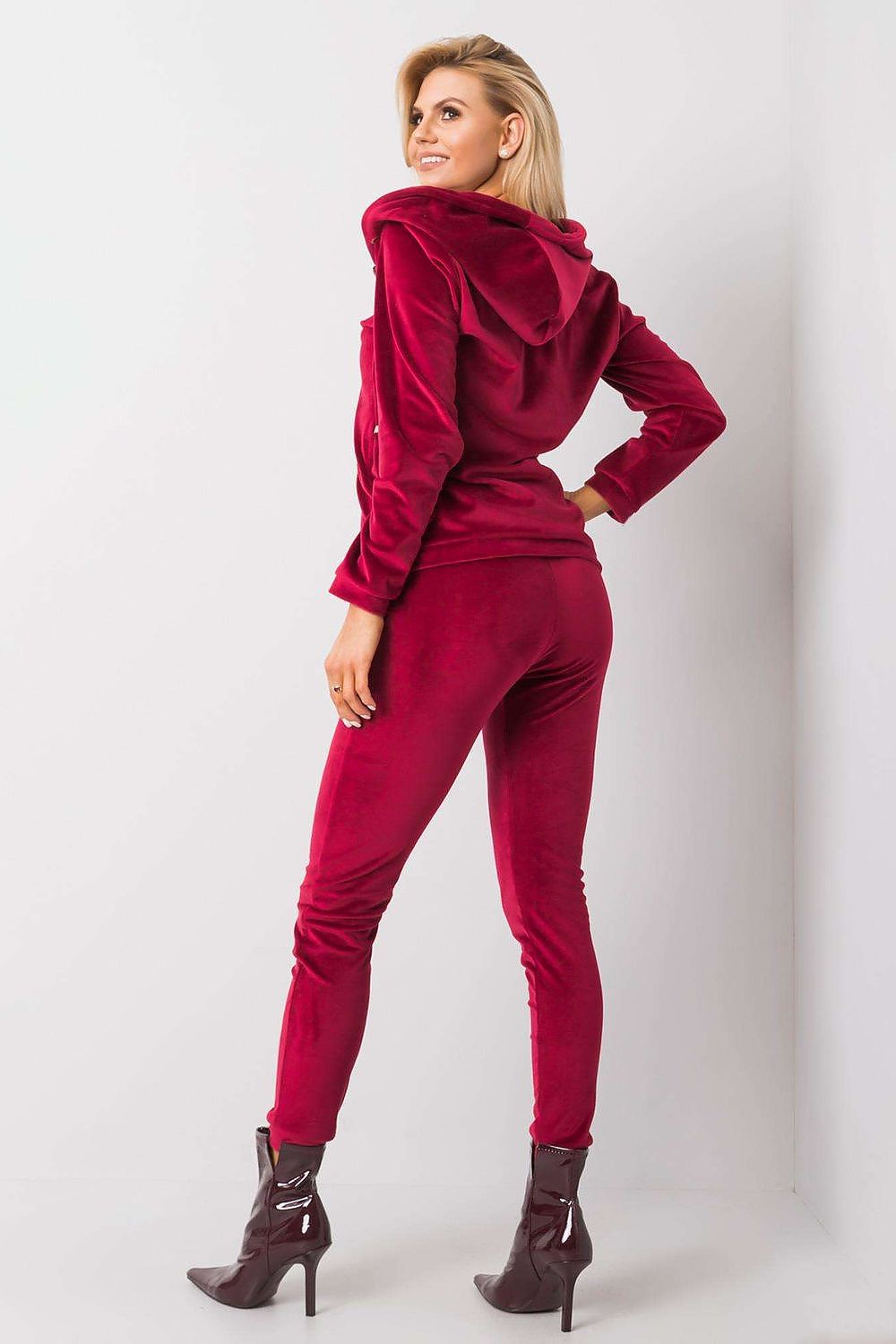 black set for women, sleek & lightweight, relevance fashion