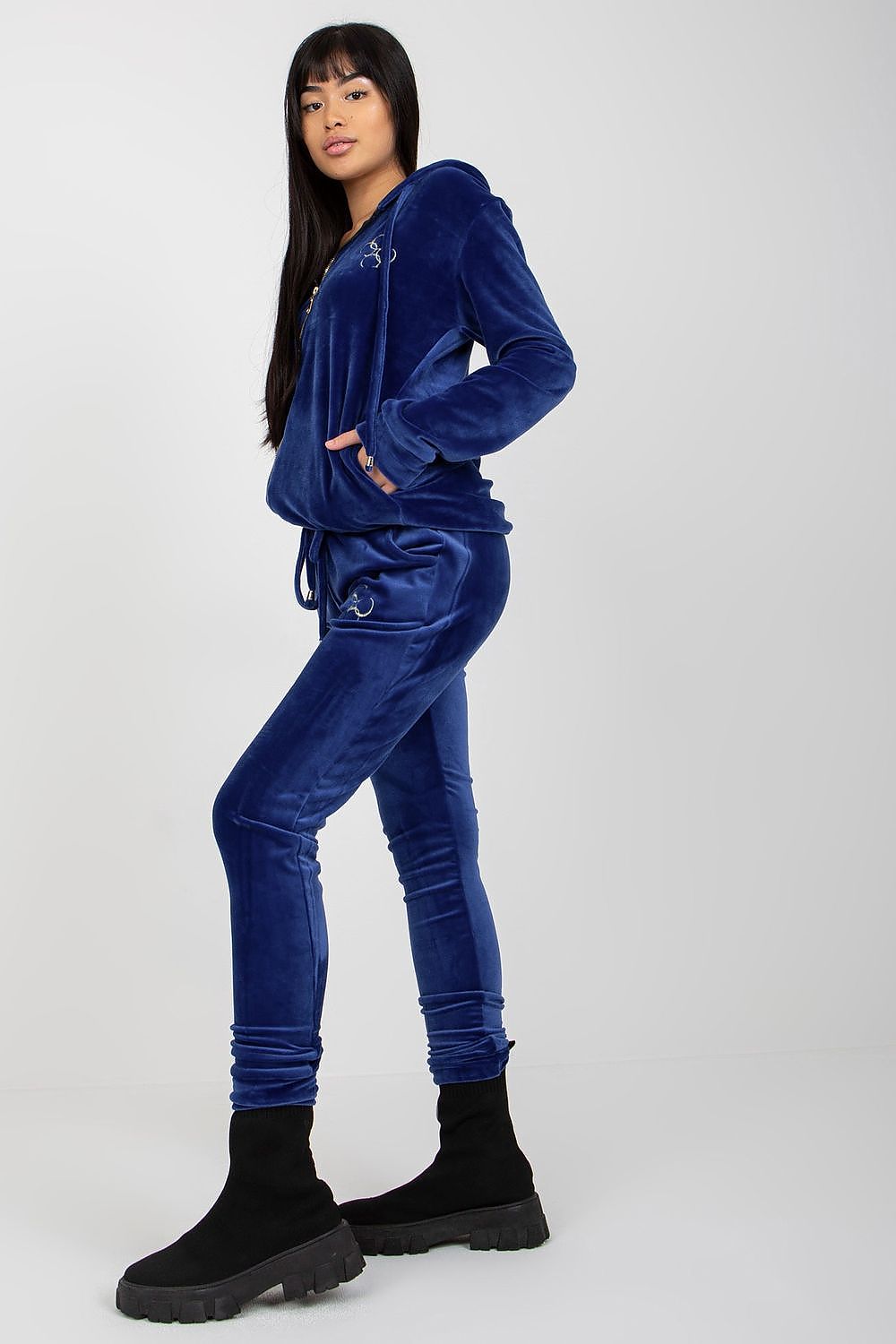 black set for women, sleek & lightweight, relevance fashion