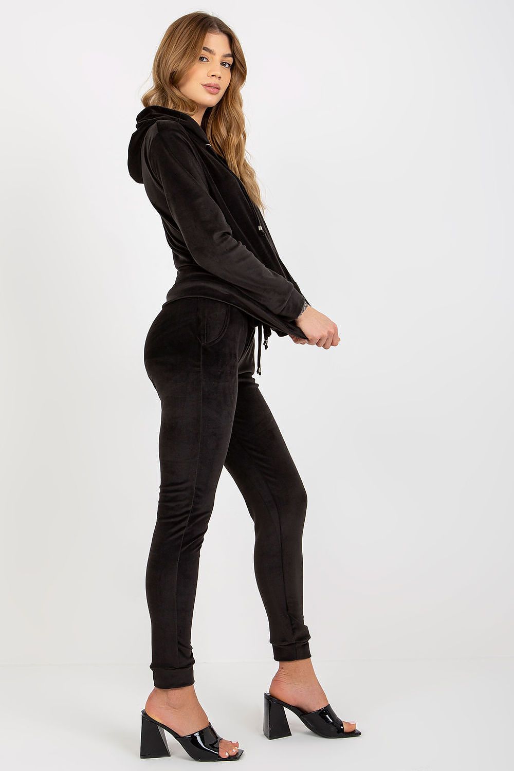 black set for women, elegant & bright, relevance fashion