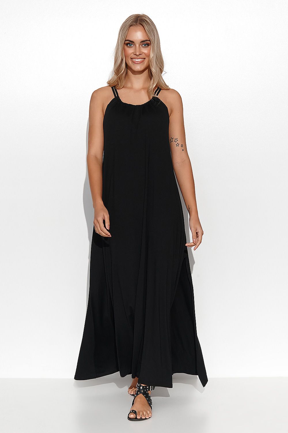 black daydress for women, effortless & shimmering, makadamia fashion