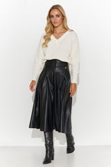 black skirt for women, sleek & eye-catching, makadamia fashion