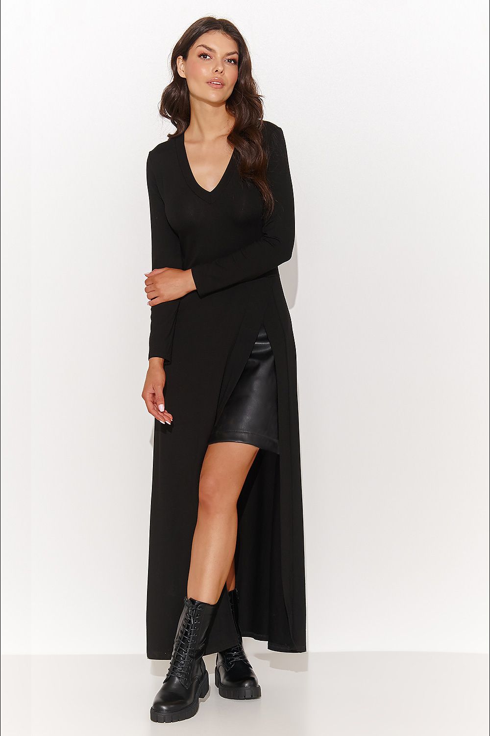 black daydress for women, sophisticated & charming, numinou fashion